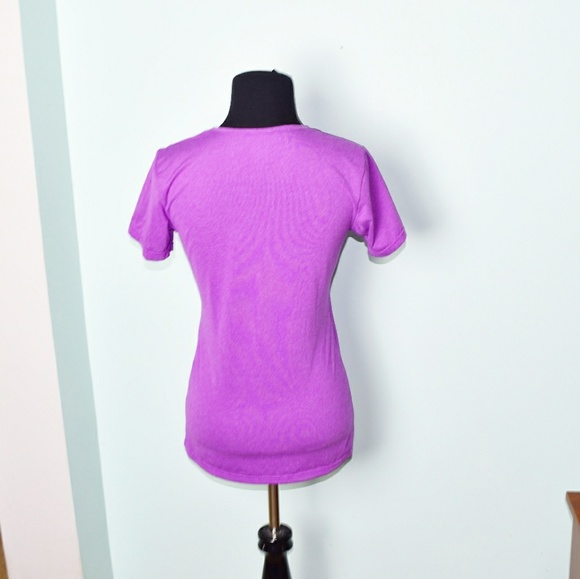 Adorable Lilac Color Stretch Top - Picture 2 of 2